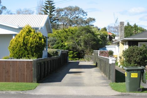 Photo of property in 8a Humphrey Street, Marton, 4710