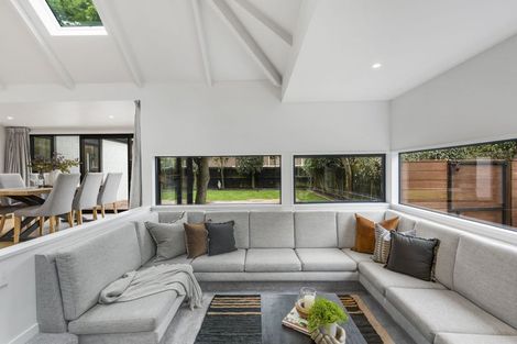 Photo of property in 9 Ringwood Place, Avonhead, Christchurch, 8042