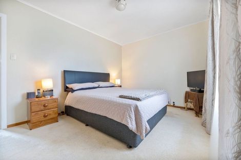 Photo of property in 51a Luke Street, Otahuhu, Auckland, 1062