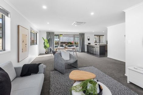 Photo of property in 18 Maui Place, Spotswood, New Plymouth, 4310