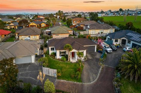 Photo of property in 28 Carnelian Court, Westgate, Auckland, 0614