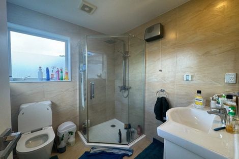 Photo of property in 517 East Coast Road, Murrays Bay, Auckland, 0630