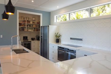 Photo of property in 31 Brick Bay Drive, Sandspit, Warkworth, 0982