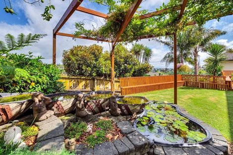 Photo of property in 15 Leafield Crescent, Henderson, Auckland, 0612