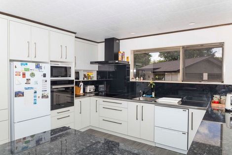 Photo of property in 10 Smith Street, Dannevirke, 4930