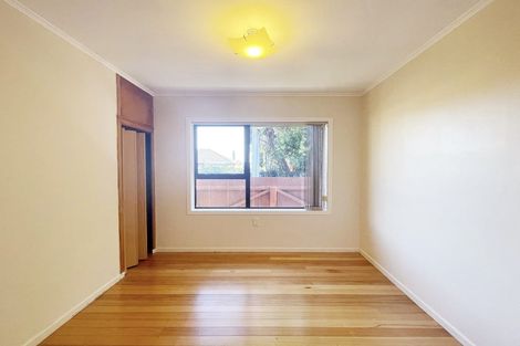 Photo of property in 43 Mclean Avenue, Papatoetoe, Auckland, 2025