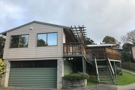 Photo of property in 13 Randal Place, Bayview, Auckland, 0629