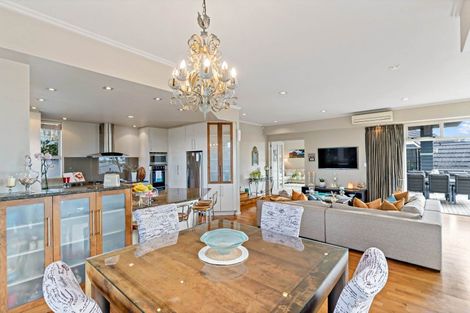 Photo of property in 154 Sandspit Road, Shelly Park, Auckland, 2014