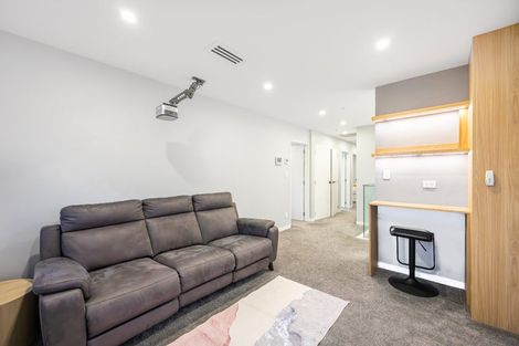 Photo of property in 14 Davey Crescent, Orewa, 0931