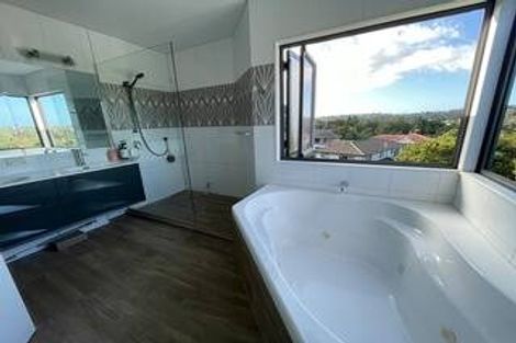 Photo of property in 118 Onetaunga Road, Chatswood, Auckland, 0626