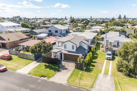 Photo of property in 65a Campbell Road, Mount Maunganui, 3116