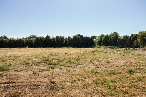 Photo of property in 104 Tara Road, Papamoa Beach, Papamoa, 3187