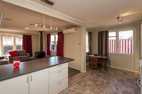 Photo of property in 35 Fenchurch Street, Redwood, Christchurch, 8051