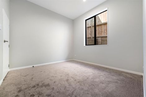 Photo of property in 36 Whakairo Crescent, Gulf Harbour, Whangaparaoa, 0930