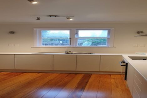 Photo of property in 28 Gibbons Street, Upper Hutt Central, Upper Hutt, 5018