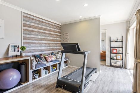 Photo of property in 12 Regent Drive, Paraparaumu Beach, Paraparaumu, 5032