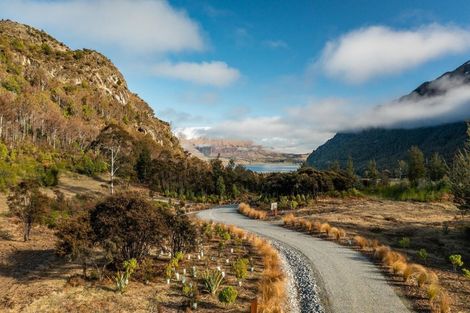 Photo of property in 20 Haast Eagle Road, Mount Creighton, 9371