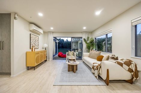 Photo of property in 21 Vintry Drive, Huapai, Kumeu, 0810