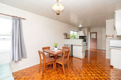 Photo of property in 14 Storey Avenue, Forest Lake, Hamilton, 3200