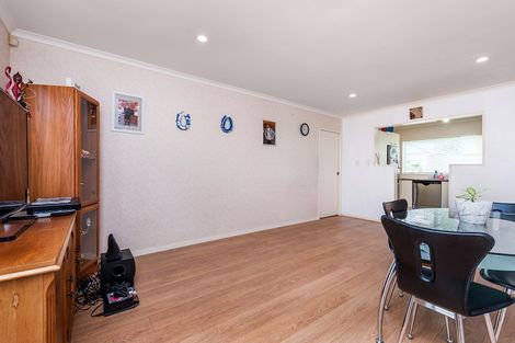 Photo of property in 20 Dunbarton Drive, Ranui, Auckland, 0612