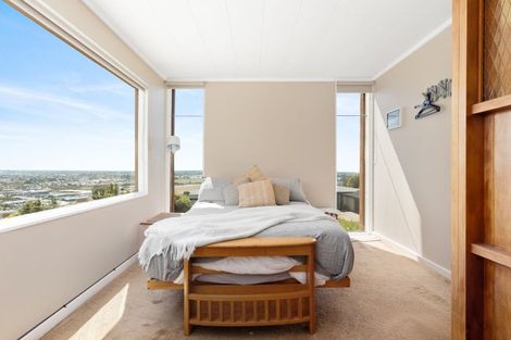 Photo of property in 4 Michael Avenue, Mount Pleasant, Christchurch, 8081