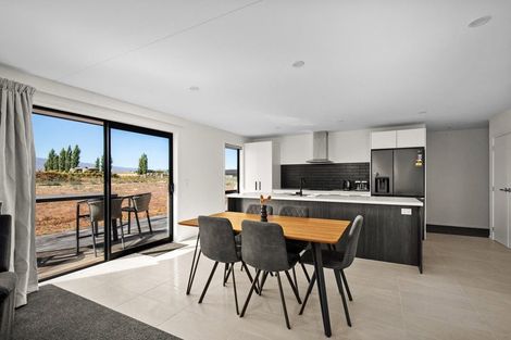 Photo of property in 21 Thyme Fields Road, Springvale, 9393