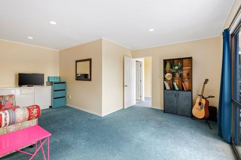 Photo of property in 24 Danbury Drive, Torbay, Auckland, 0630