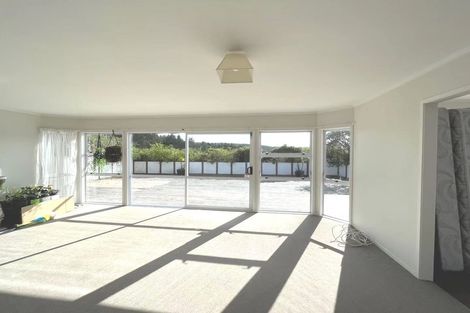 Photo of property in 74 Deacon Road, Riverhead, Kumeu, 0892