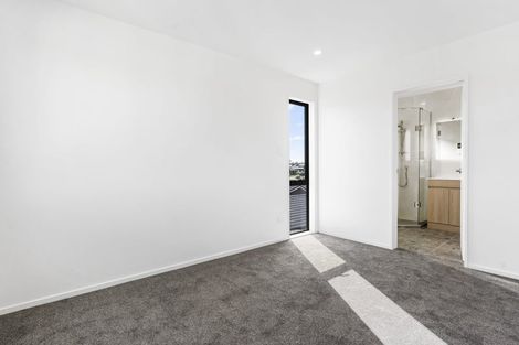 Photo of property in 31c Stanniland Street, Sunnyhills, Auckland, 2010
