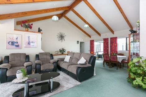 Photo of property in 6 Dillon Drive, Bell Block, New Plymouth, 4312