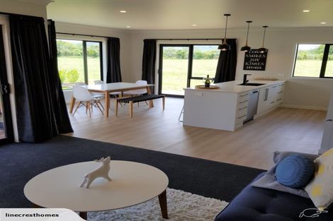 Photo of property in 3/213 Thornton Road, Cambridge, 3434