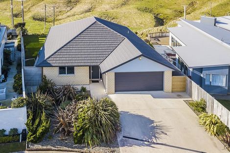 Photo of property in 54 Mo Street, Camborne, Porirua, 5026