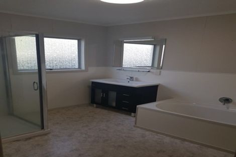 Photo of property in 9 Prudence Place, Oakura, 4314