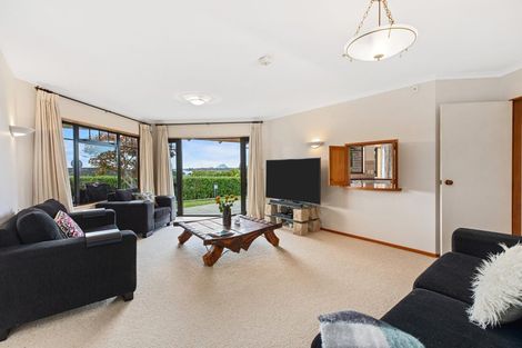 Photo of property in 12 Bayvista Close, Welcome Bay, Tauranga, 3112