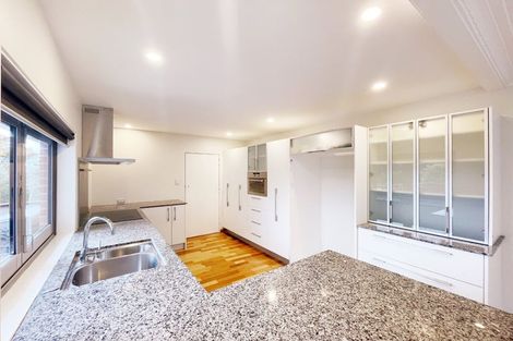 Photo of property in 38 Tui Glen Road, Birkenhead, Auckland, 0626