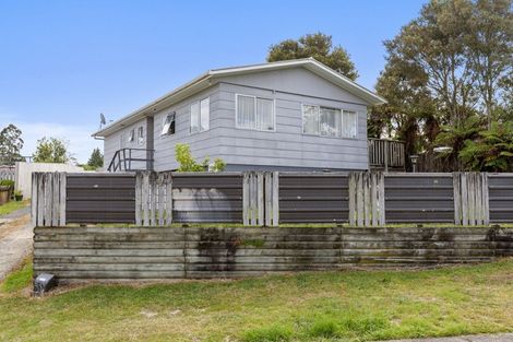 Photo of property in 2 Jet Place, Pukehangi, Rotorua, 3015