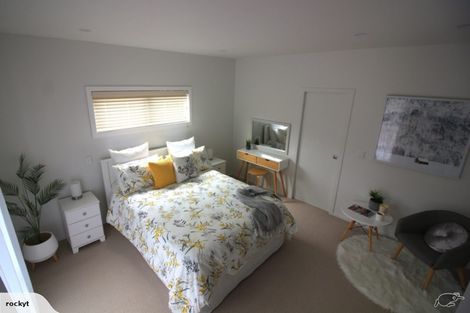 Photo of property in 2/660 Beach Road, Browns Bay, Auckland, 0630
