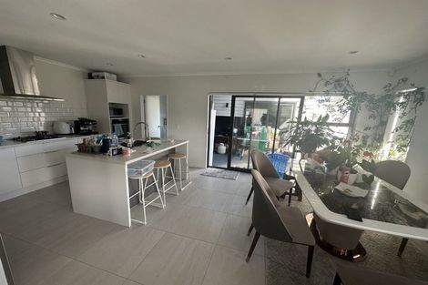 Photo of property in 18 Nganui Avenue, Takanini, 2112