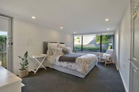 Photo of property in 118 Bleakhouse Road, Mellons Bay, Auckland, 2014