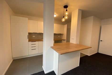 Photo of property in 6b Seaview Road, Milford, Auckland, 0620