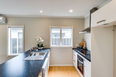 Photo of property in 2 Warwick Crescent, Taradale, Napier, 4112