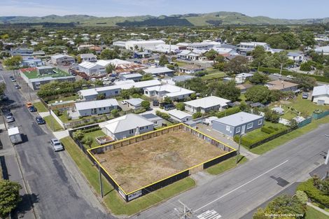 Photo of property in 10 Broadway Street, Martinborough, 5711