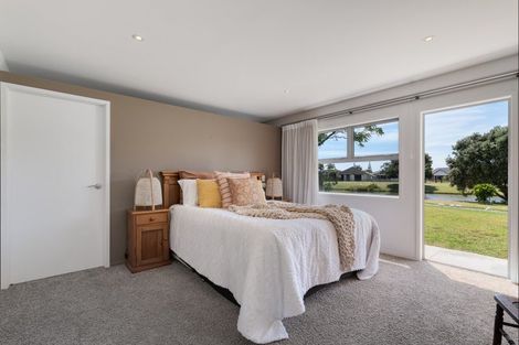 Photo of property in 22 Montego Drive, Papamoa Beach, Papamoa, 3118