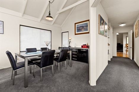 Photo of property in 15 Hornsey Road, Bluff Hill, Napier, 4110