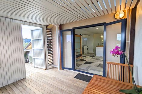 Photo of property in 19 Millstream Drive, Henderson, Auckland, 0610