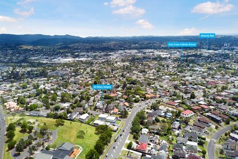 Photo of property in 3 Hillary Heights Avenue, Glendene, Auckland, 0602