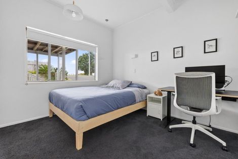 Photo of property in 4 Oceanbeach Road, Mount Maunganui, 3116