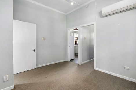 Photo of property in 10 Lochend Street, Musselburgh, Dunedin, 9013