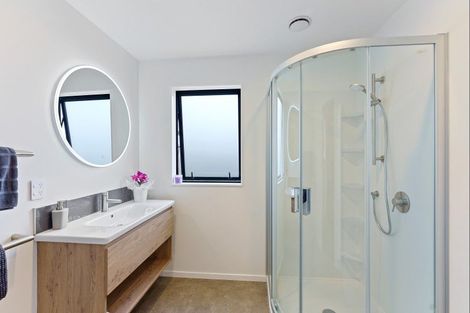 Photo of property in 14 Seagrass Place, Otaki Beach, Otaki, 5512