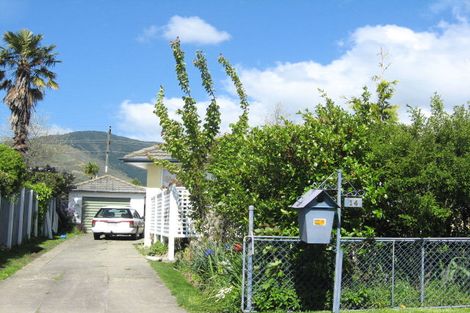 Photo of property in 14 Chisnall Street, Stoke, Nelson, 7011